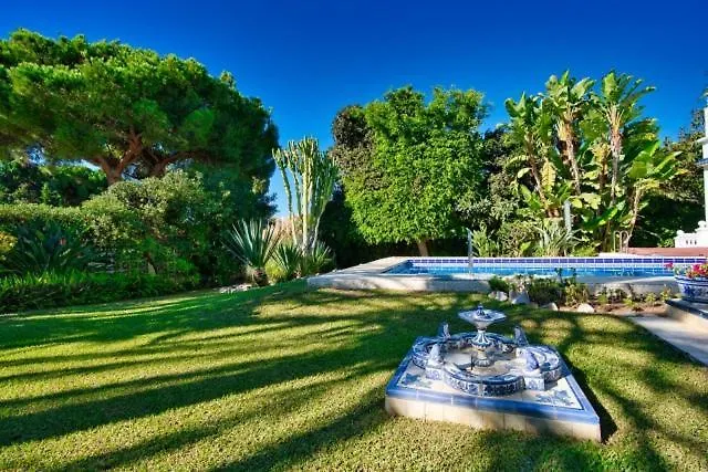 Homestay Villa Bora Bora Marbella